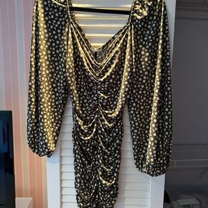 Floral ruched dress. Dark green with flowers. Size large. Lightly worn